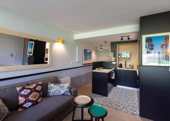 Un Duplex A La * La Baule